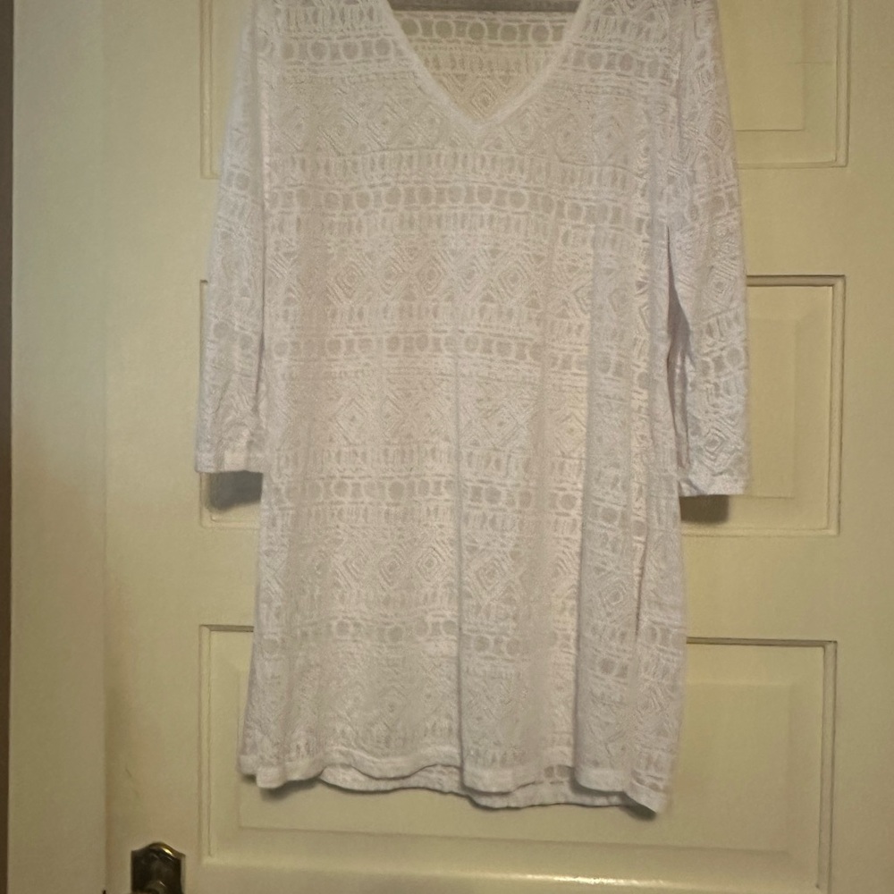 White Lace V-Neck Top